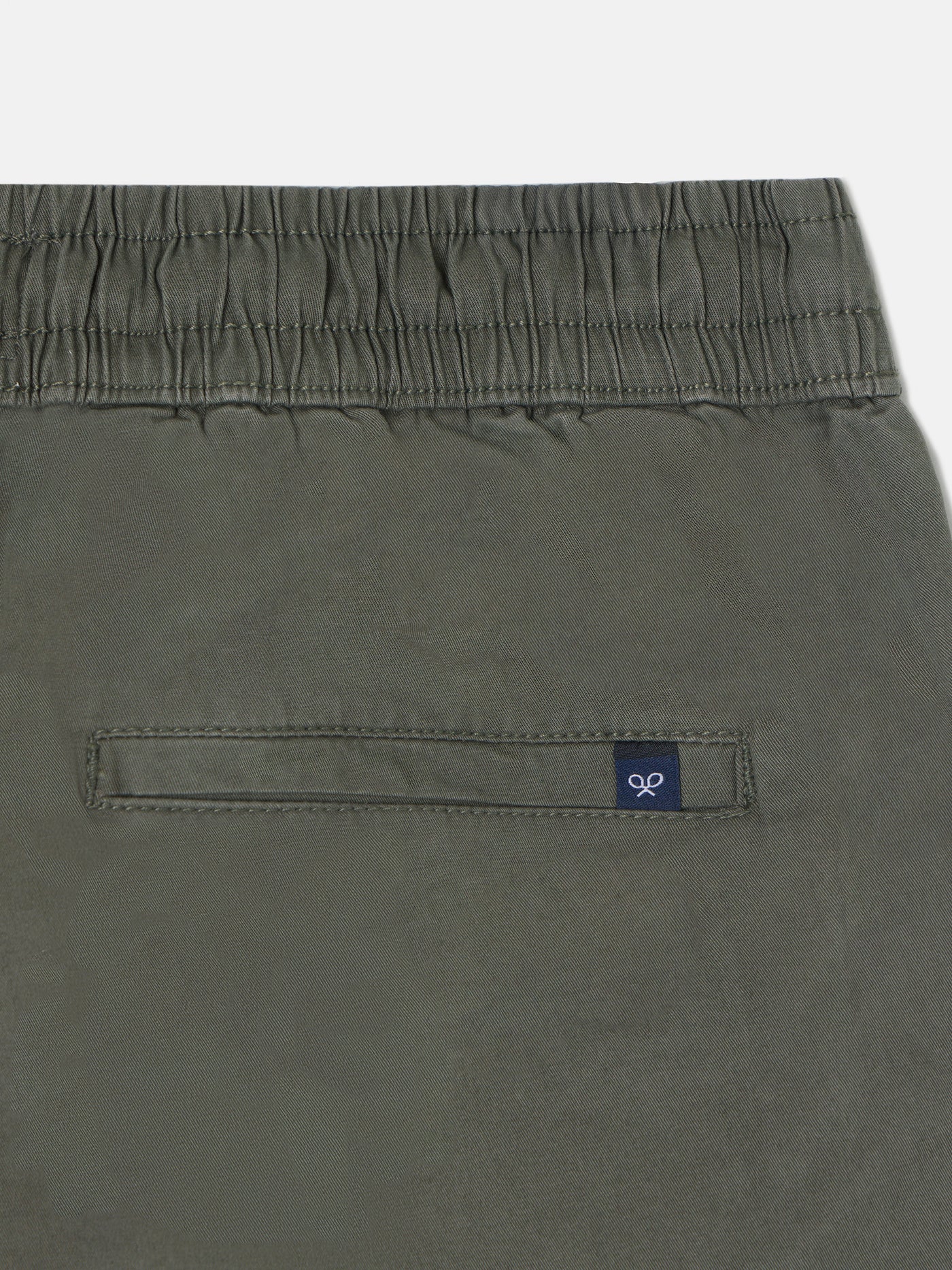 BERMUDA JOGGER VERDE