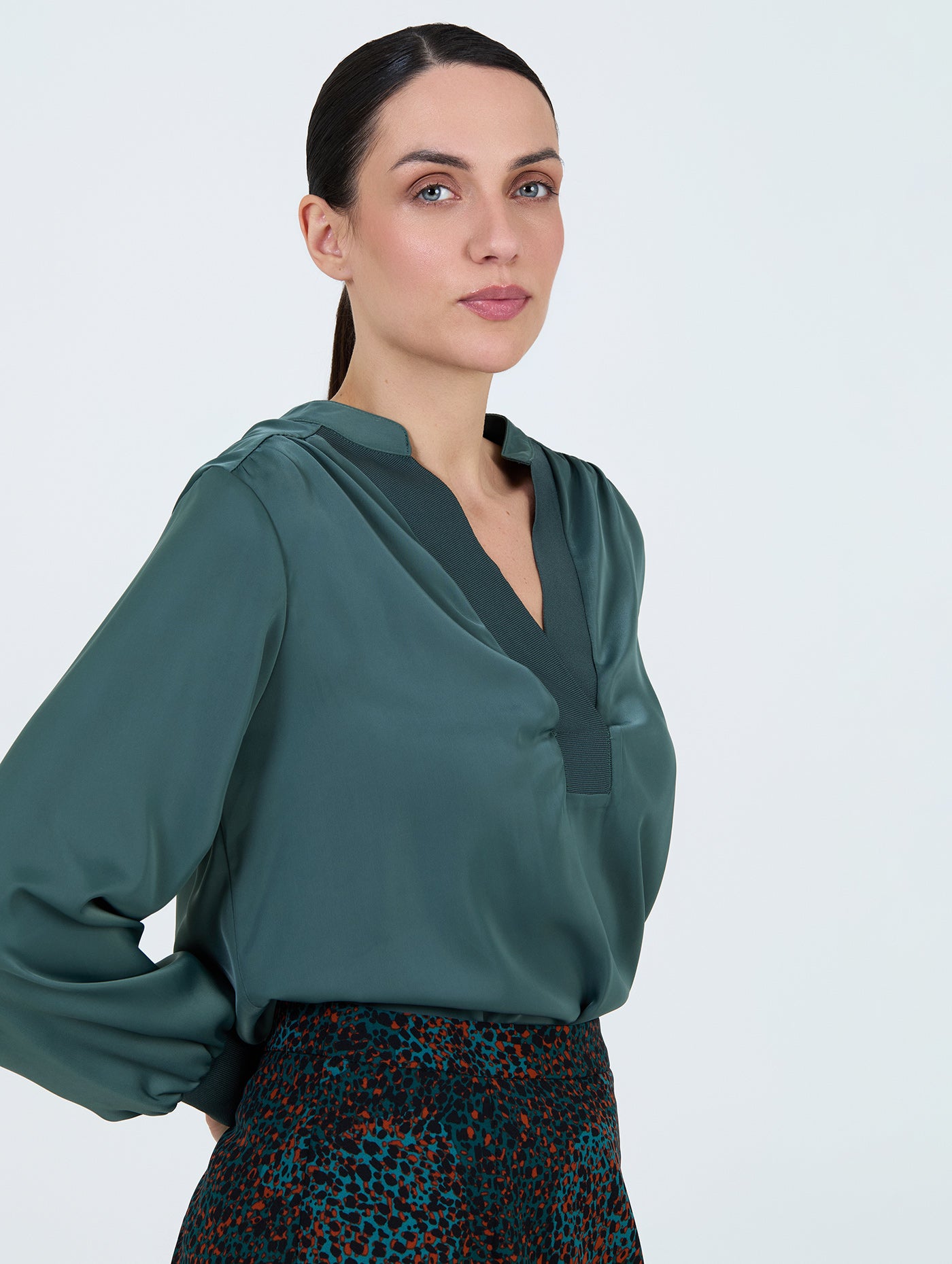 BLUSA SATINADA FOREST