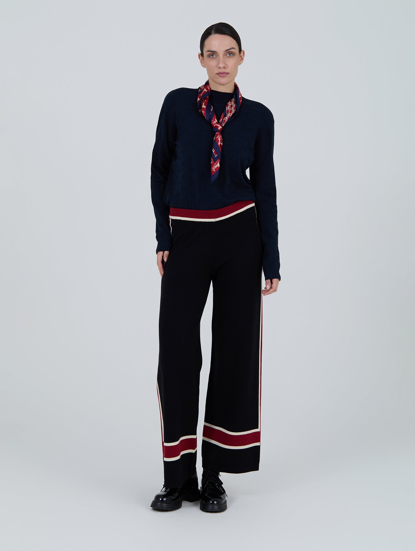 PANTALON PUNTO INTRASIA RAYA