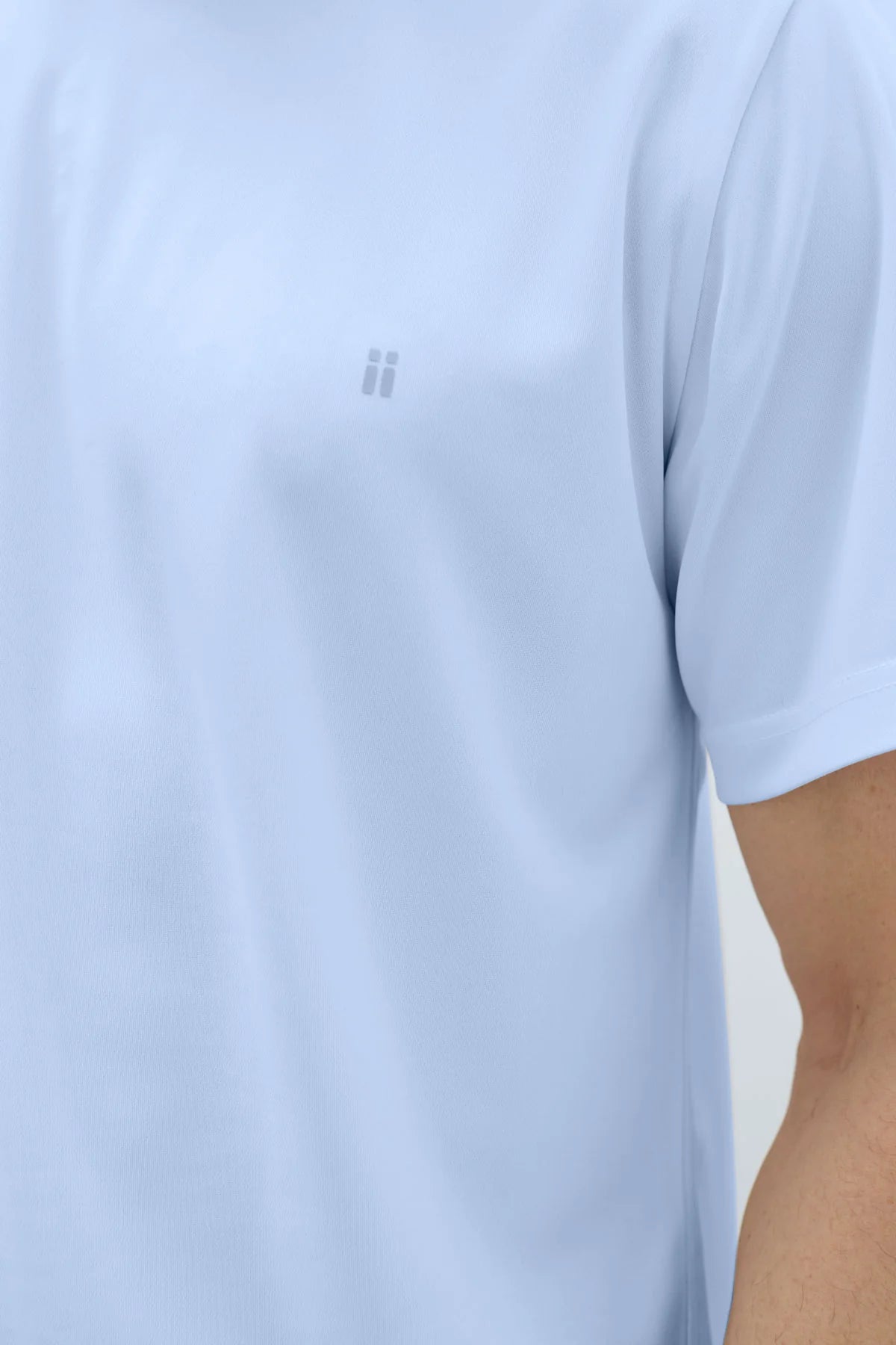 THE ULTIMATE T-SHIRT