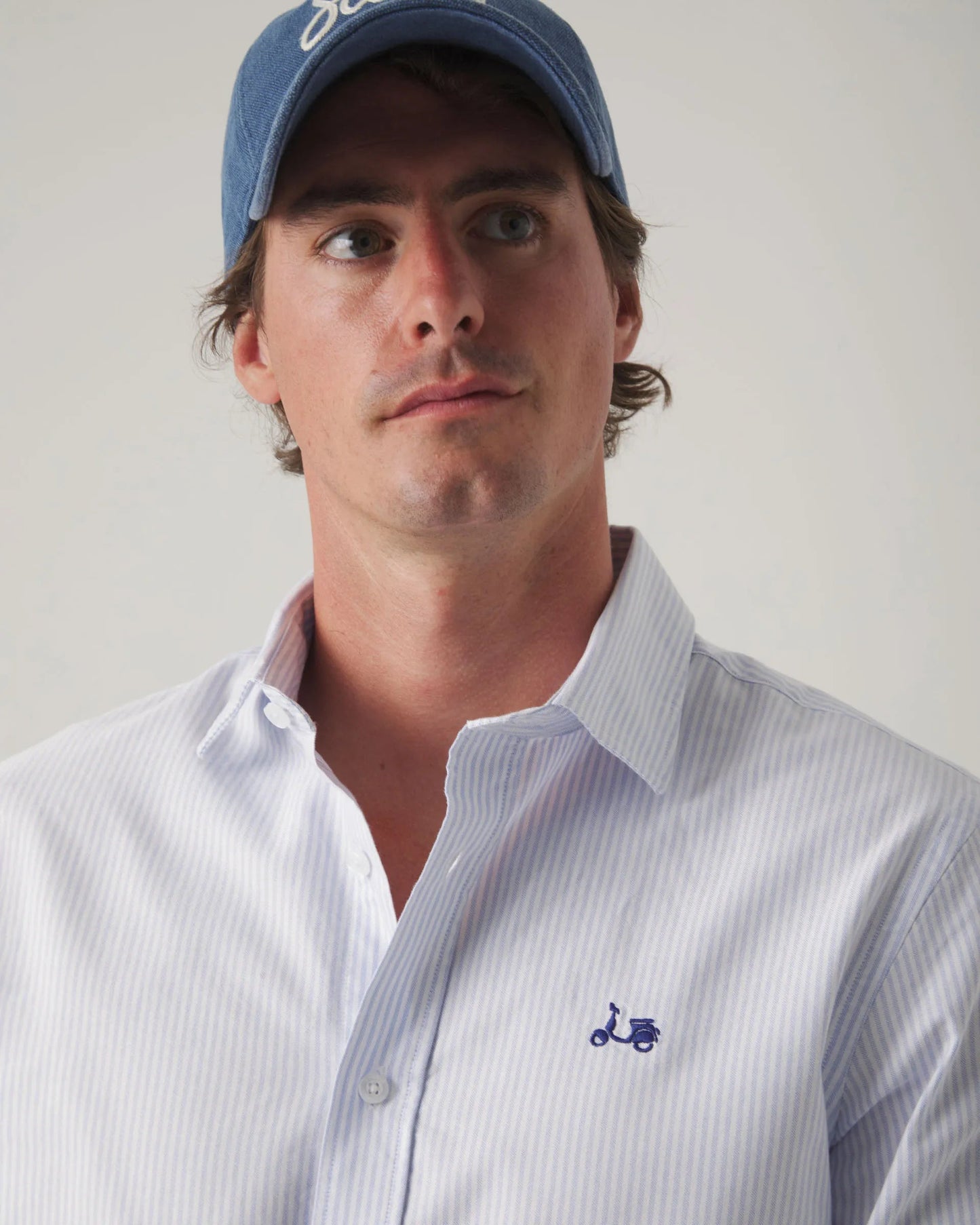 CAMISA OXFORD RAYA CELESTE