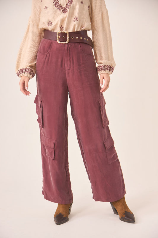 PANTALÓN CARGO BURDEOS