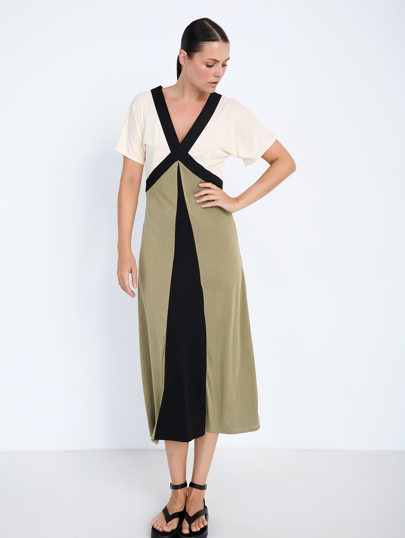 VESTIDO TENCEL TRICOLOR