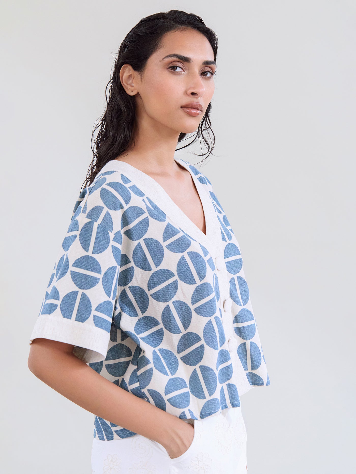 BLUSA/CHAQUETA DETALLES AZUL