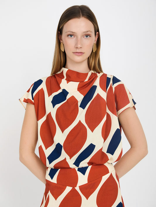 BLUSA DRAPEADA HOMBRO