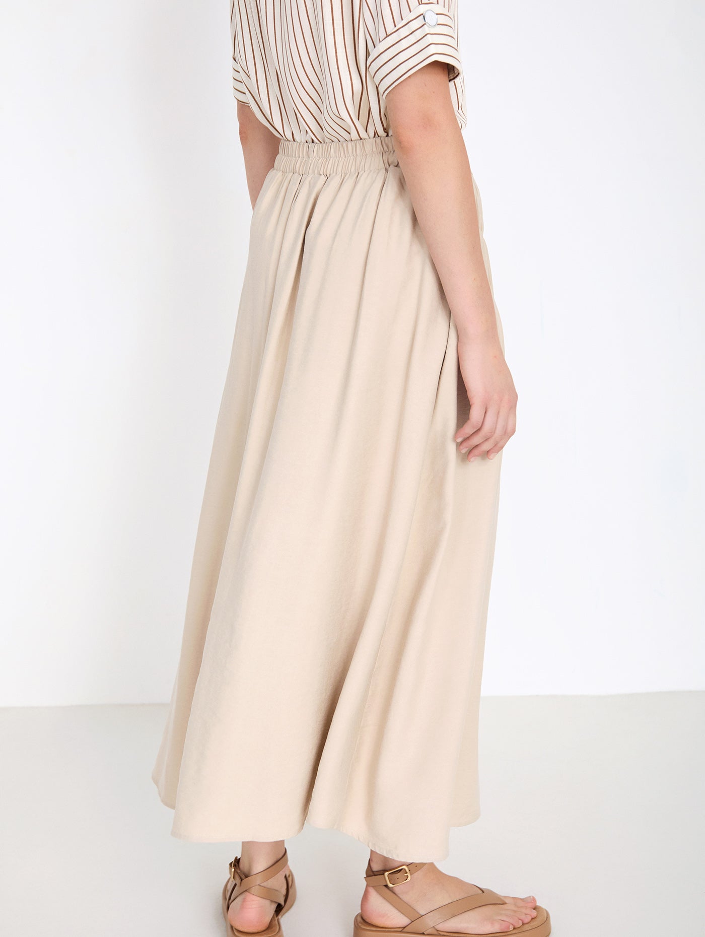 FALDA BEIGE