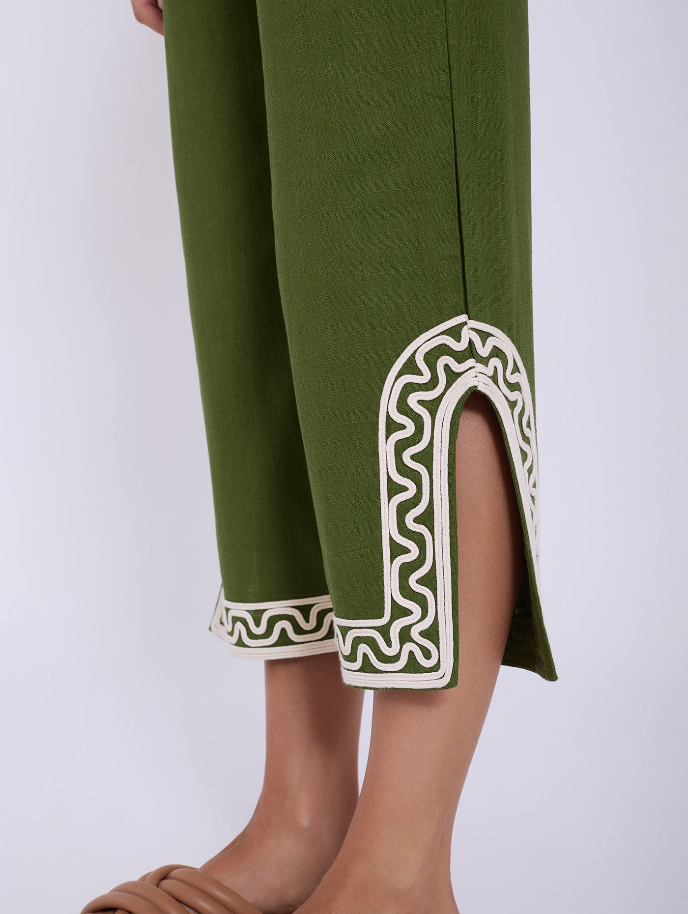 PANTALÓN BORDADO INDIO