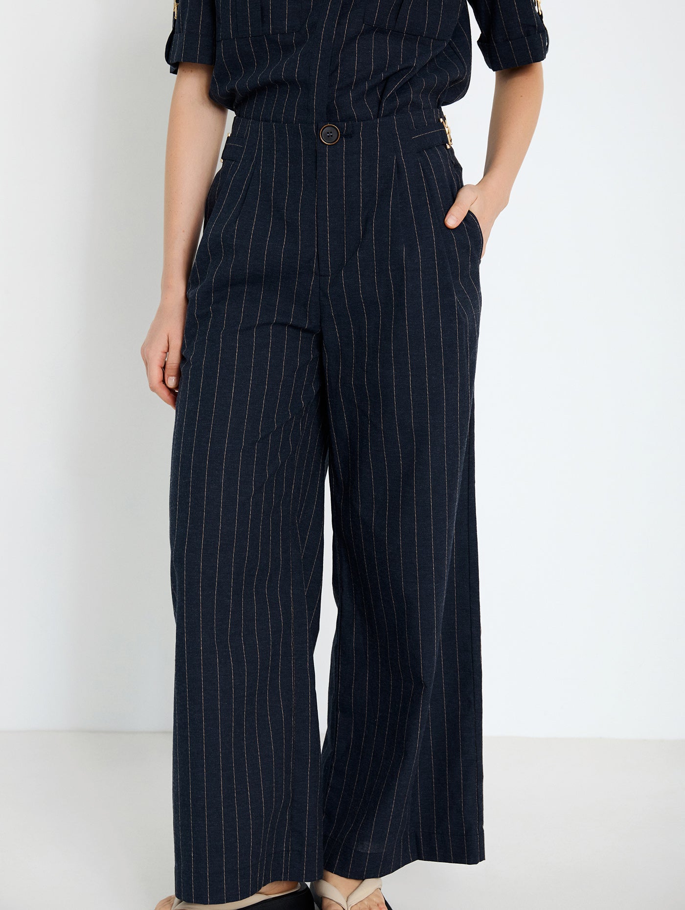 PANTALÓN RAYA DIPLOMATICA